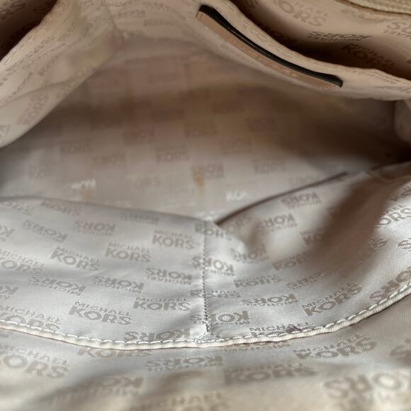 Michael Kors Cindy Monogram Satchel Bag Oyster Beige Patent Leather Dome Pockets - Picture 10 of 13